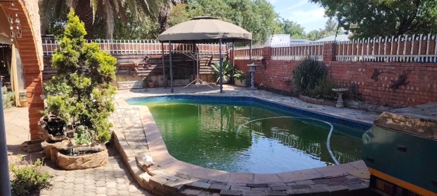 3 Bedroom Property for Sale in Brandwag Free State